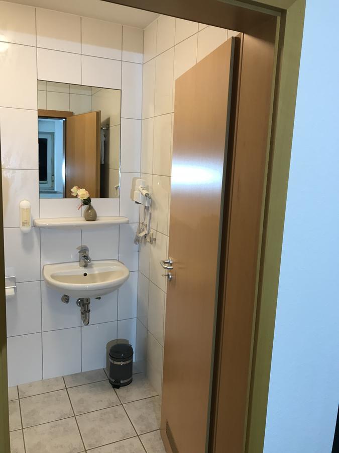 Hotel Degen Weilerbach Экстерьер фото