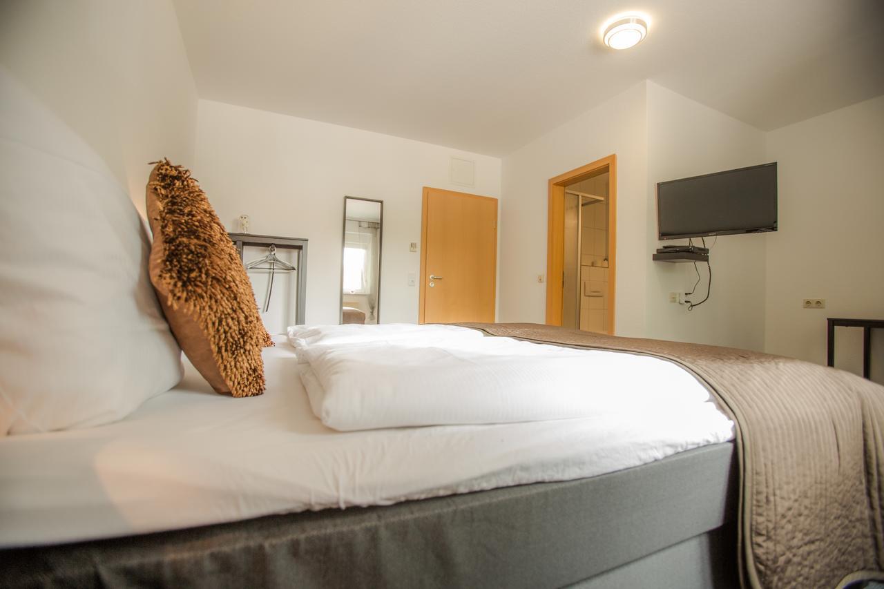 Hotel Degen Weilerbach Экстерьер фото