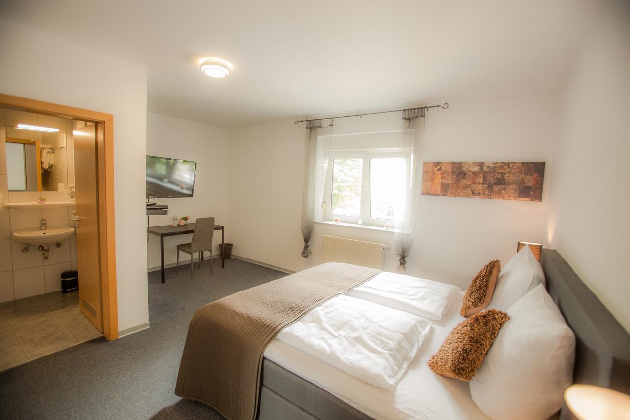Hotel Degen Weilerbach Экстерьер фото