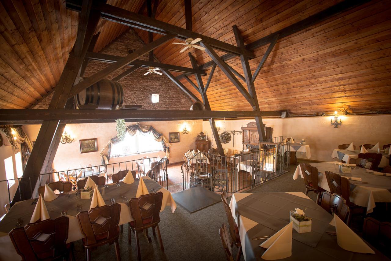 Hotel Degen Weilerbach Экстерьер фото