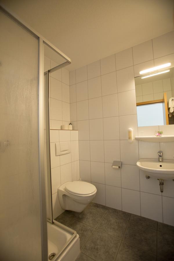 Hotel Degen Weilerbach Экстерьер фото